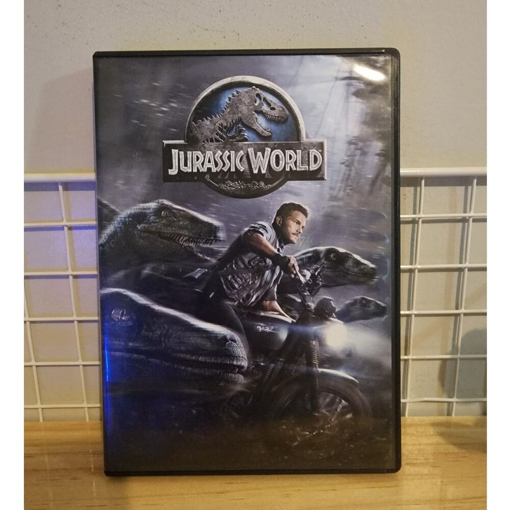 Jurassic World DVD - Chris Pratt - Good Condition